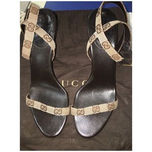 Vintage Gucci Sandals size 9